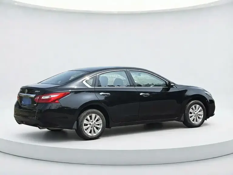 Nissan Teana Facelift 2.0 L XL Comfort