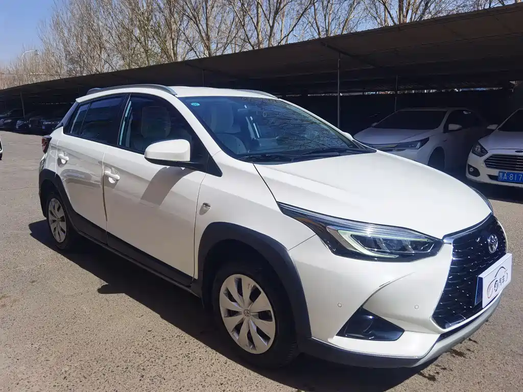 YARiS L Zhixuan Zhixuan X 1.5 L CVT Leading