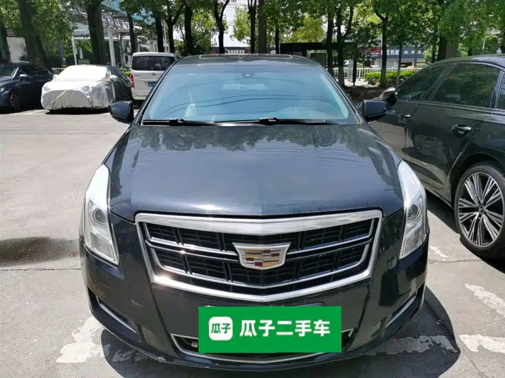 Cadillac XTS 28 T Tech