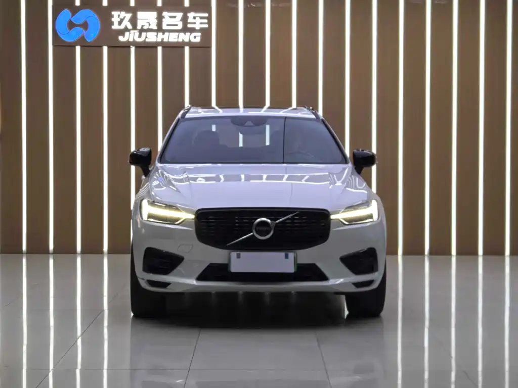 Volvo XC60 PHEV T8 E Drive Hybrid Smart Vision Sport