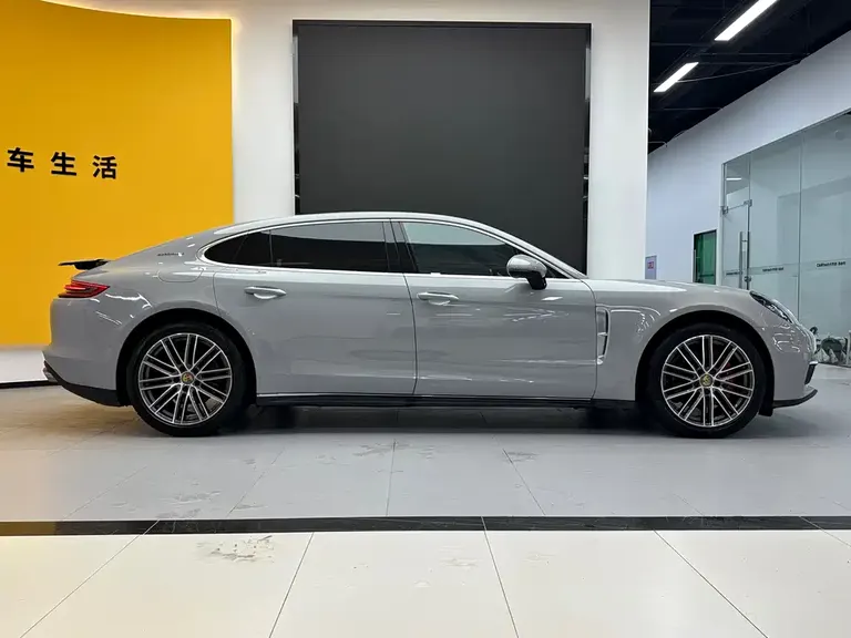 Porsche Panamera Panamera 4 Executive Extended 3.0 T