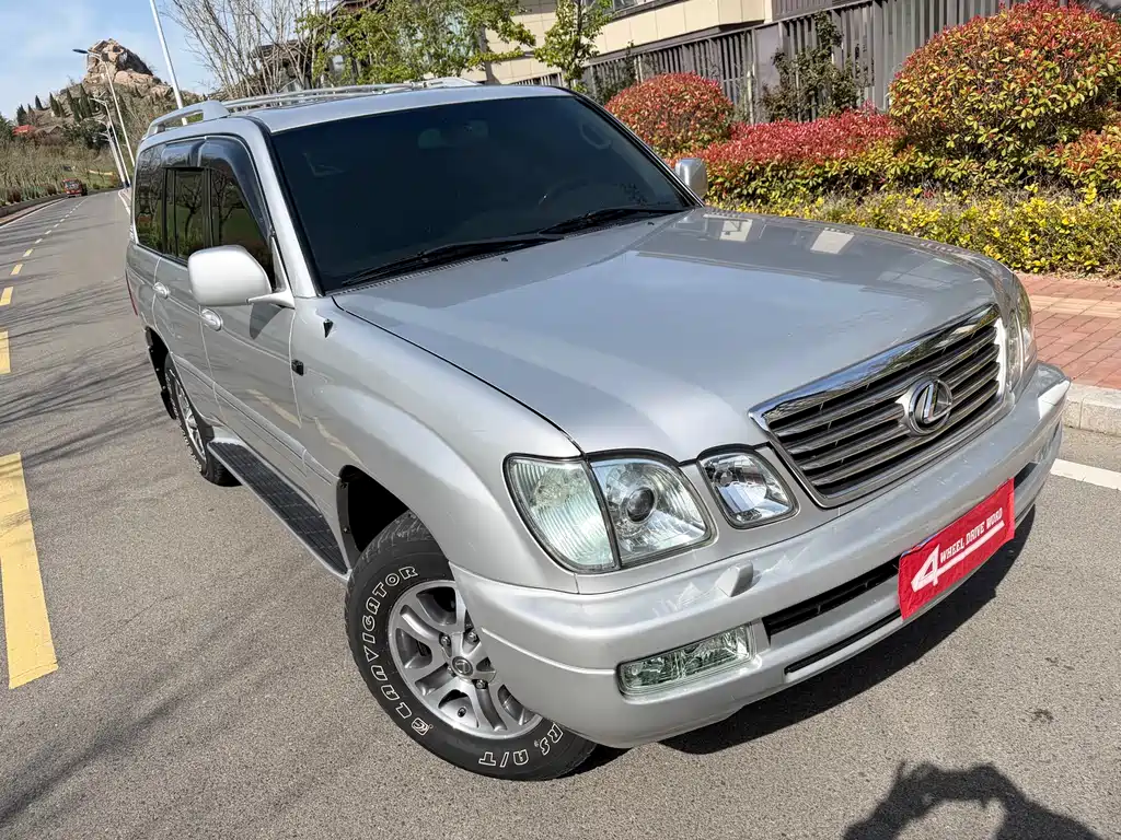 Lexus LX 470
