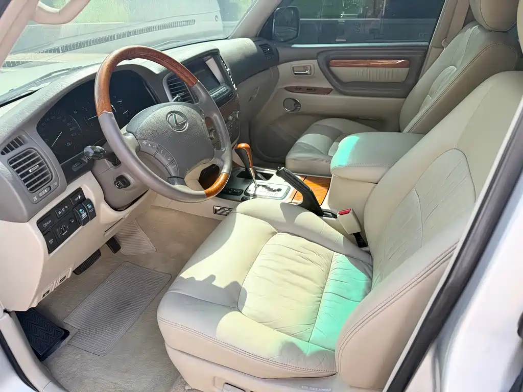 Lexus LX 470