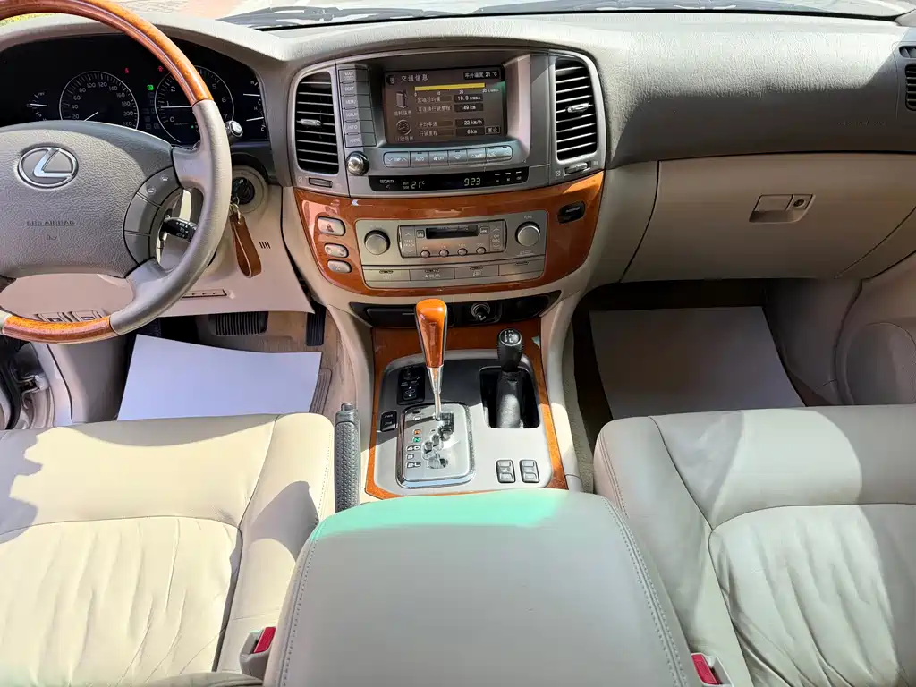 Lexus LX 470