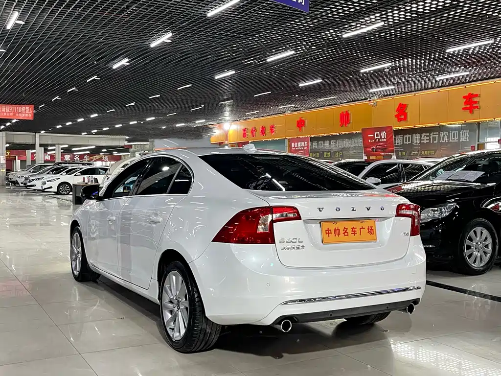 Volvo S60 S60 L T4 Smart Vision