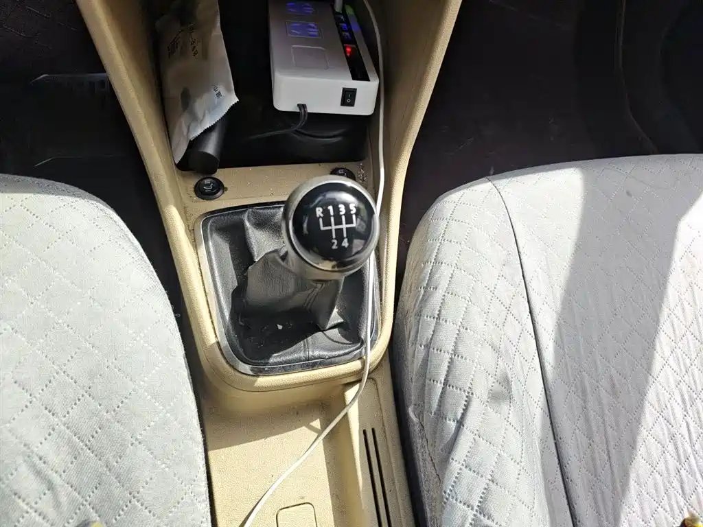 Jetta 1.6 L Manual Comfort