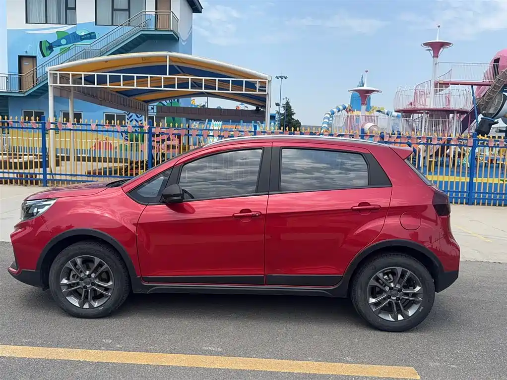 Vision X3 1.5 L CVT Distinguished