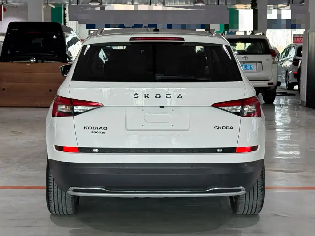 Kodiaq Facelift TSI330 5-seat 2 WD Luxury Enjoyment CN-V