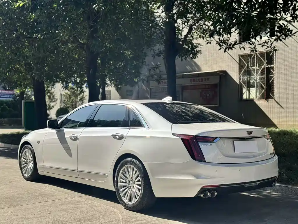 Cadillac CT6 28 T Luxury