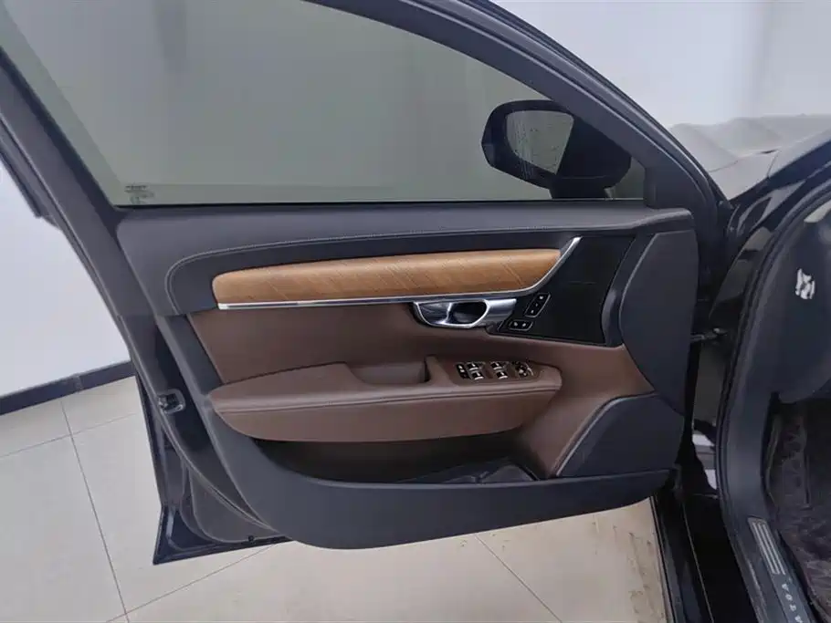 Volvo S90 T5 Smart Vision Luxury