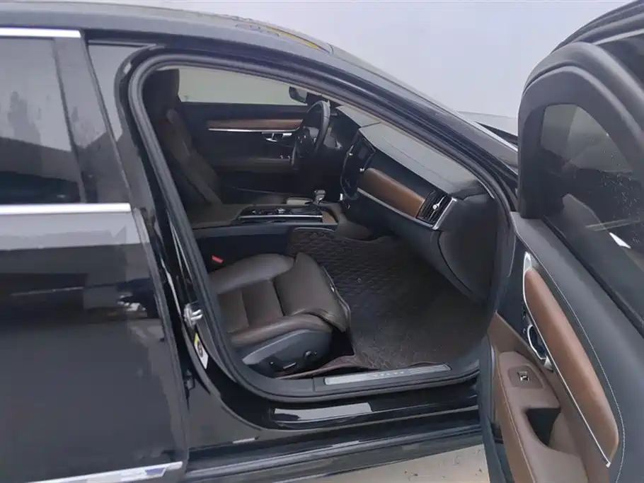 Volvo S90 T5 Smart Vision Luxury