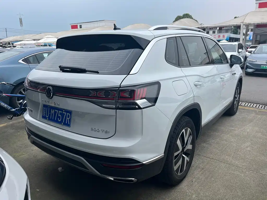 Tayron 300 TSI 2 WD Luxury Plus Advanced