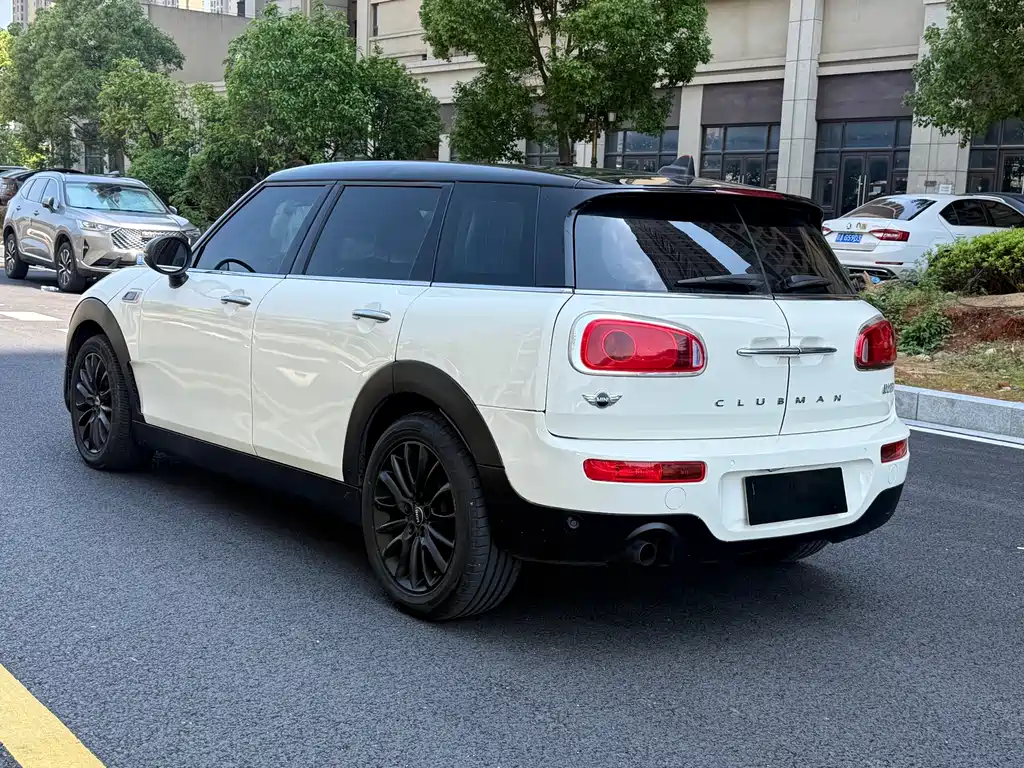 MINI CLUBMAN Facelift 1.5 T COOPER