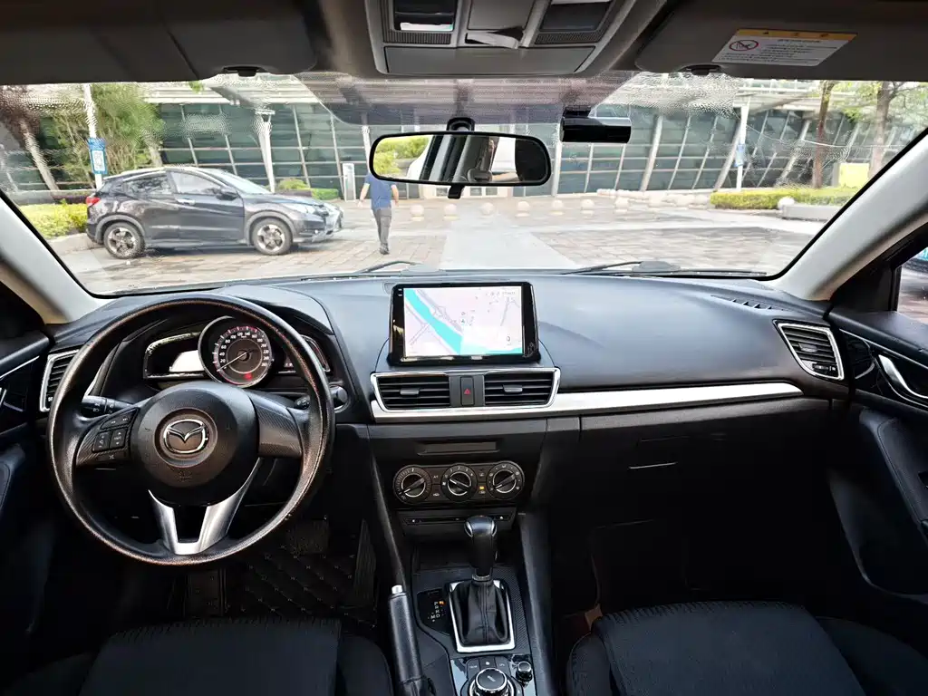 Mazda 3 Axela Sedan 1.5 L Auto Comfort