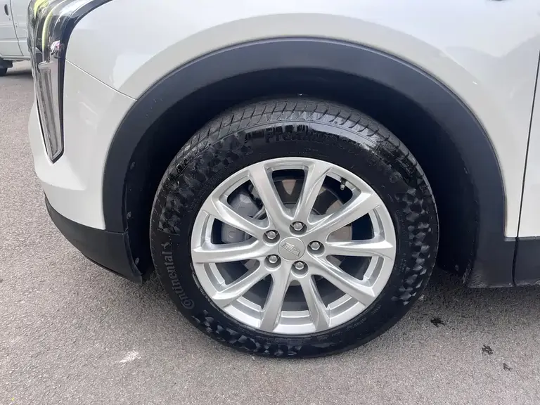 Cadillac XT4 Facelift 28 T 2 WD Tech