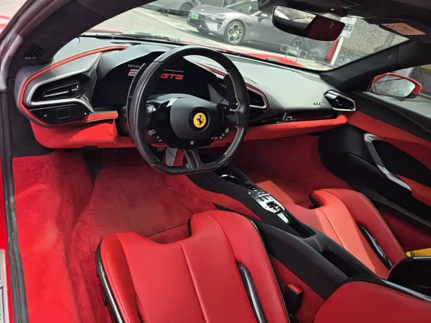 Ferrari 296 3.0 T V6 GTB