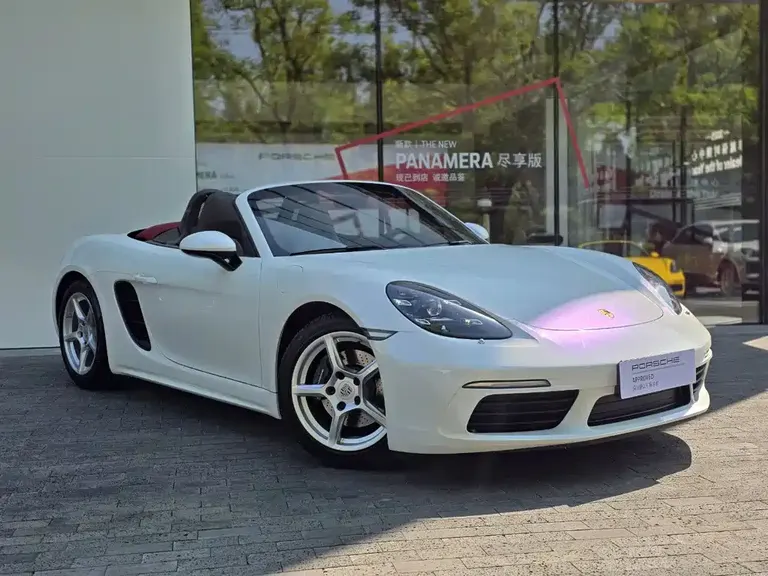 Porsche 718 Boxster 2.0 T