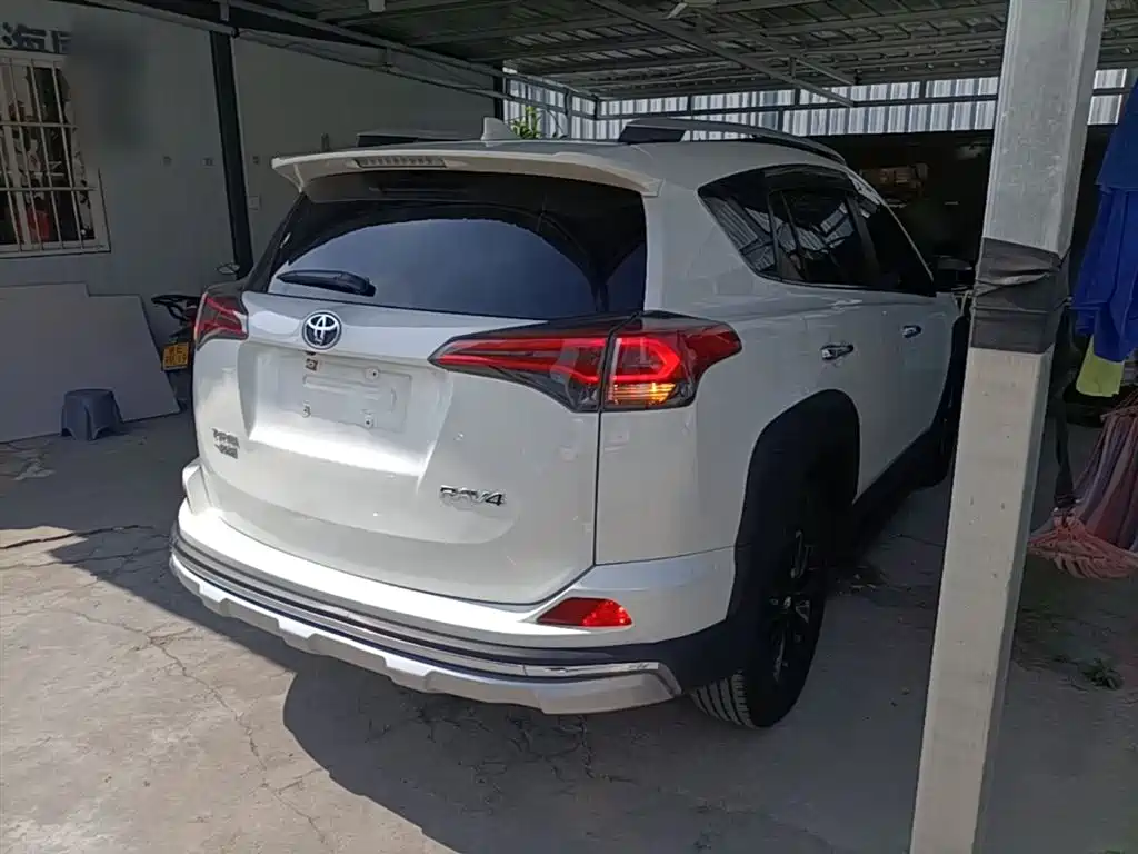 RAV4 2.0 L CVT 2 WD Style X Limited CN-VI