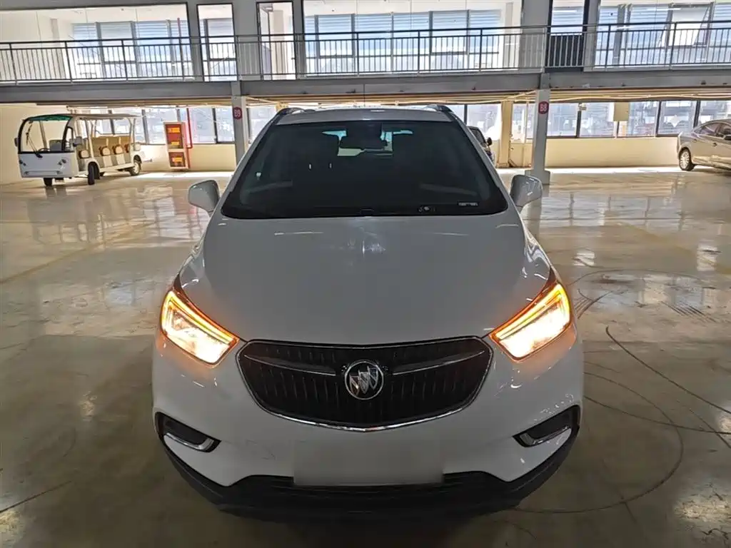Encore 18 T Auto 2 WD Urban Fashion