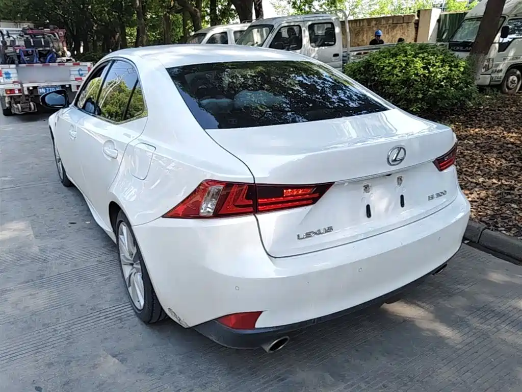 Lexus IS 200 t F SPORT