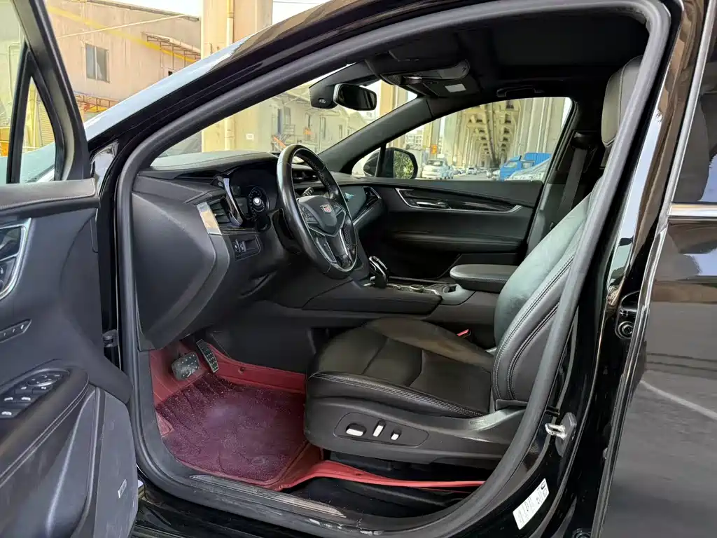 Cadillac XT5 28 T 4 WD Luxury