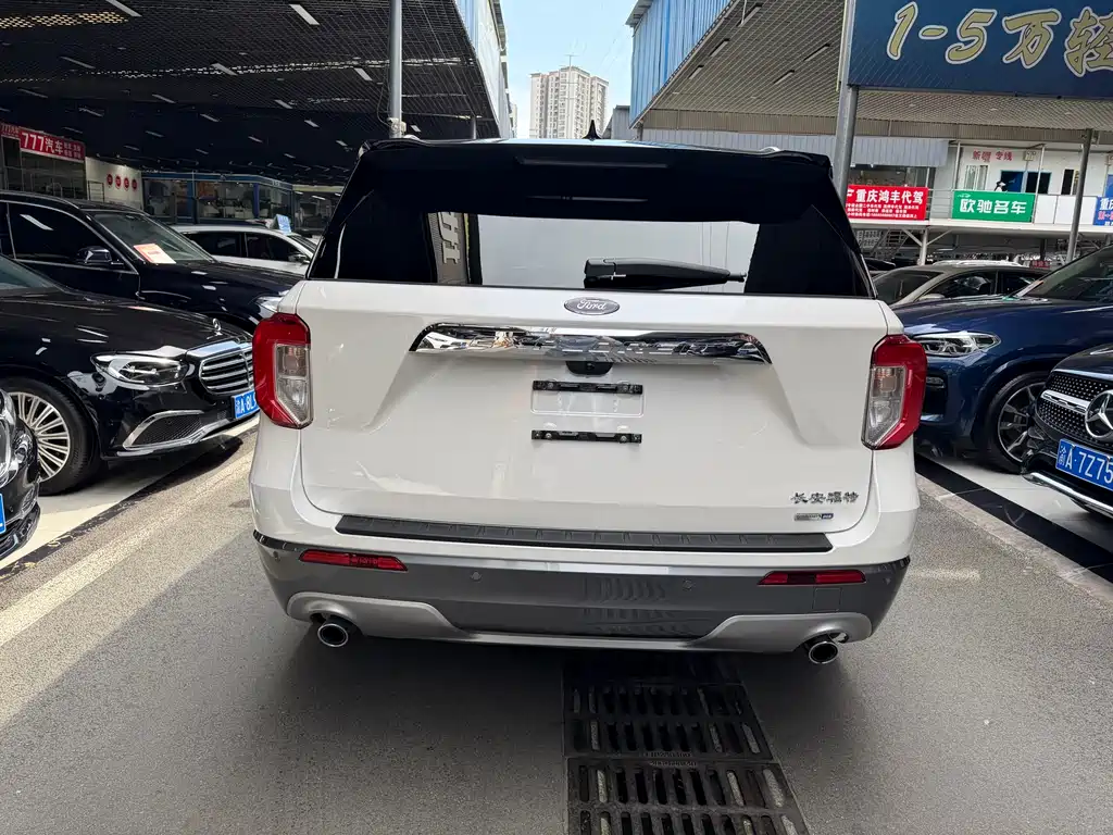 Explorer EcoBoost 285 4 WD Style 6-seat