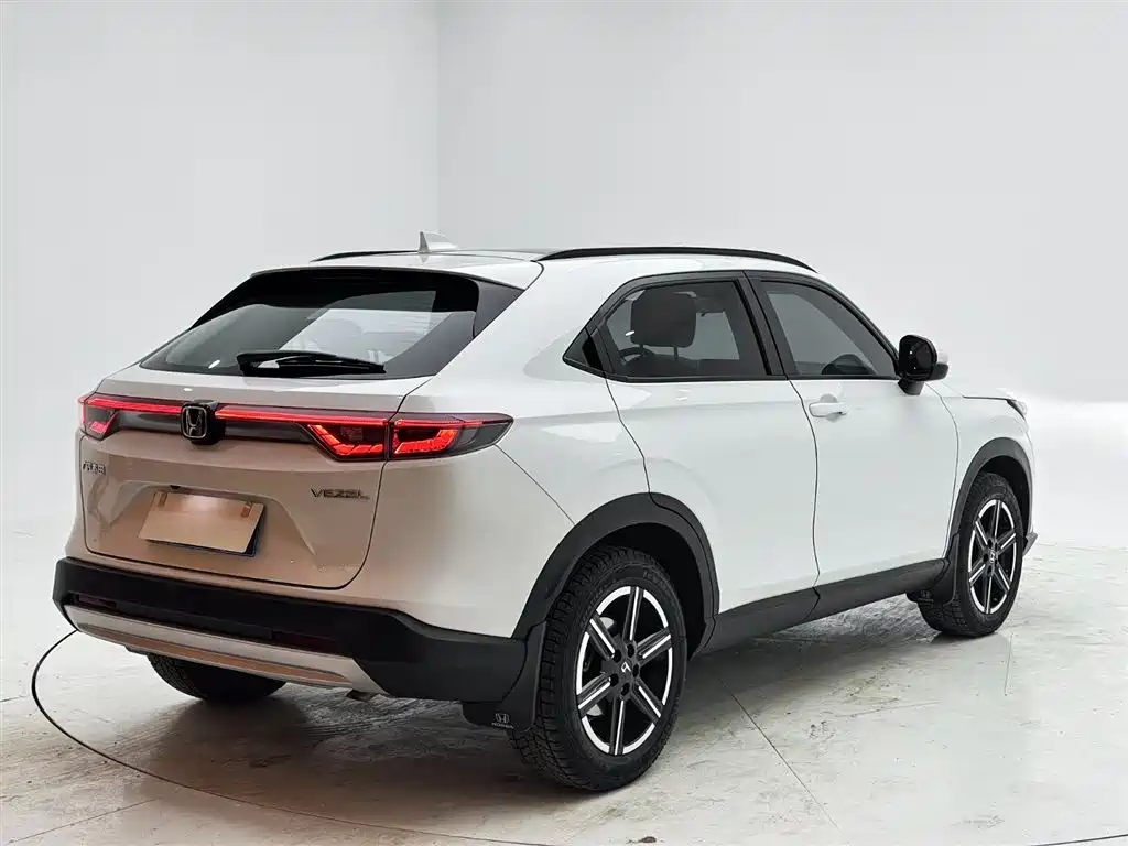 Vezel 1.5 L CVT Pioneer