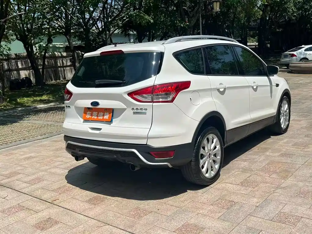 Kuga 1.5 L GTDi 2 WD Comfort