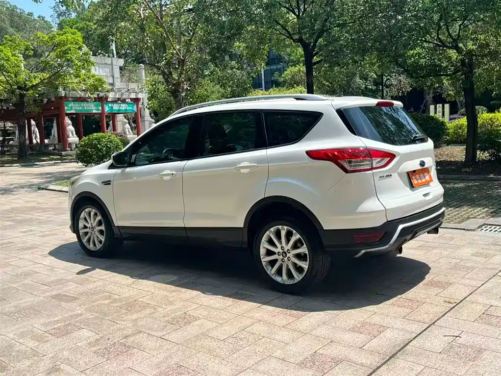 Kuga 1.5 L GTDi 2 WD Comfort