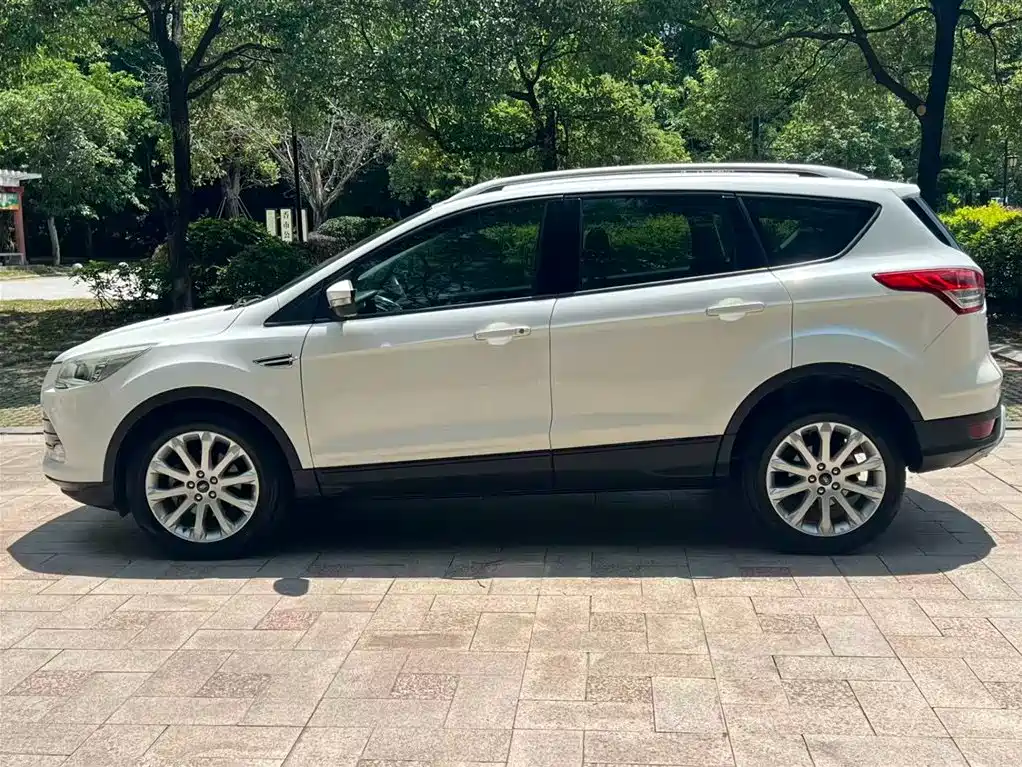 Kuga 1.5 L GTDi 2 WD Comfort