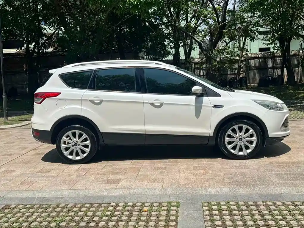 Kuga 1.5 L GTDi 2 WD Comfort