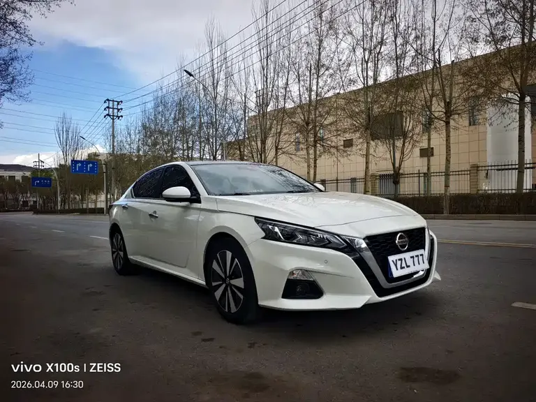 Nissan Teana 2.0 T XV AD1 Smart Supreme Navigator