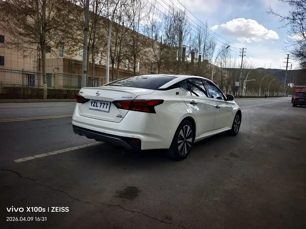 Teana 2.0 T XV AD1 Smart Supreme Navigator