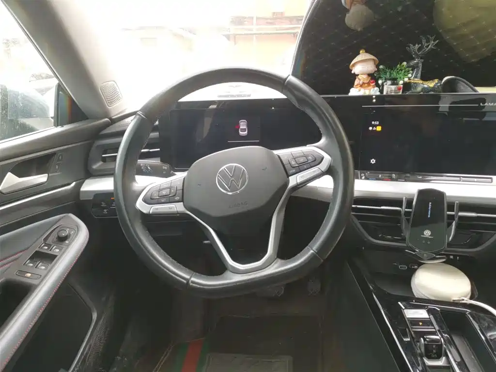 Lamando Lamando L 280 TSI DSG Dazzle Hot