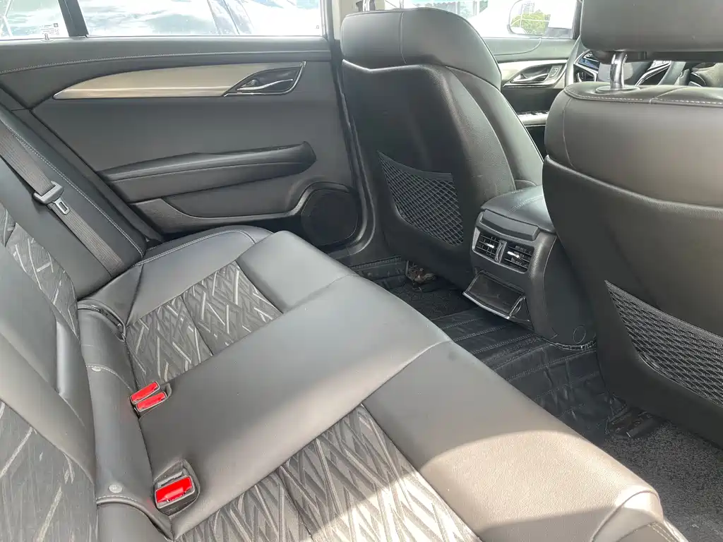 Cadillac ATS-L 28 T Tech
