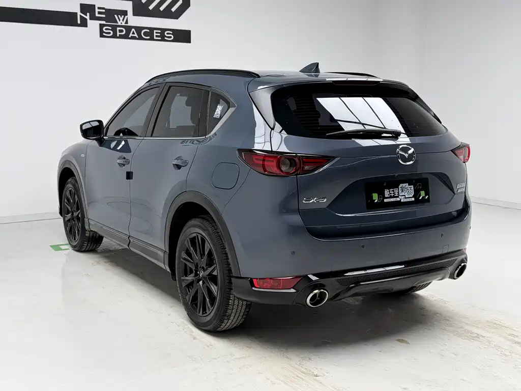 Mazda CX-5 2.5 L Auto 2 WD Black Knight