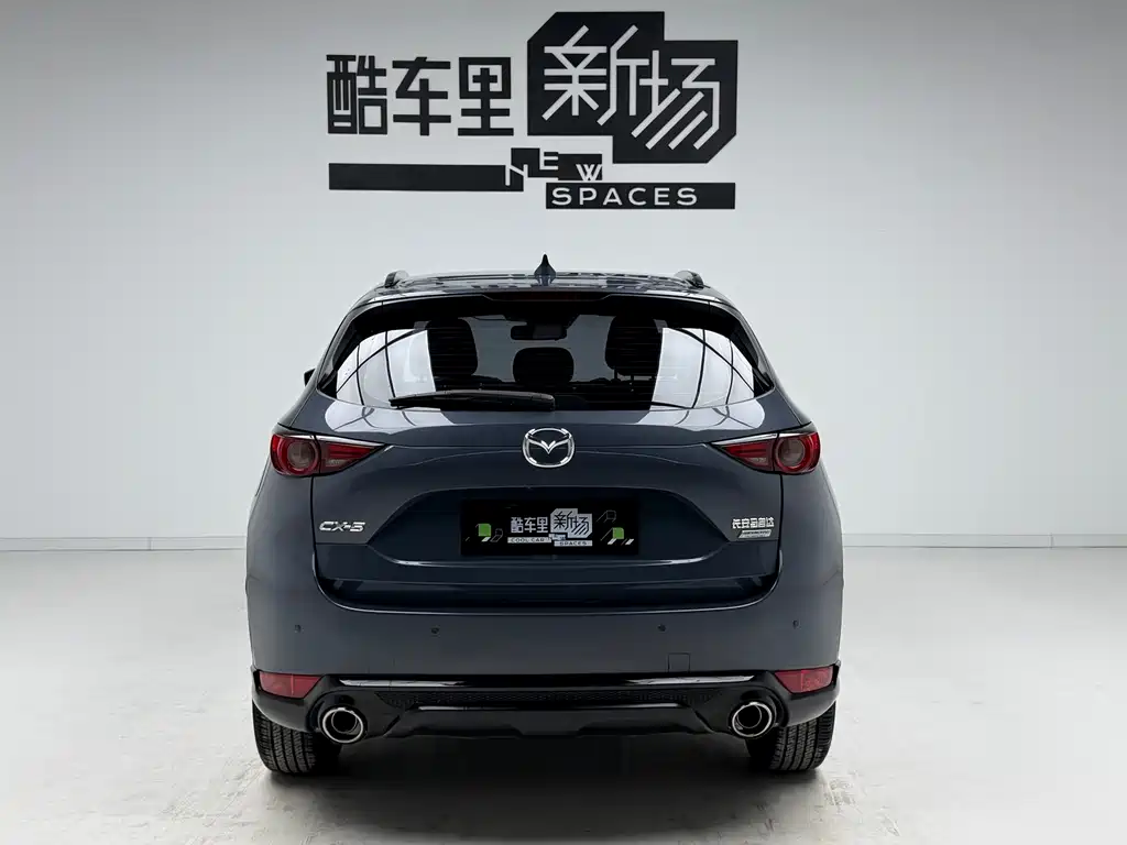 Mazda CX-5 2.5 L Auto 2 WD Black Knight