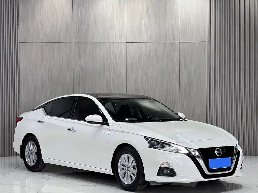 Teana 2.0 L XL Comfort