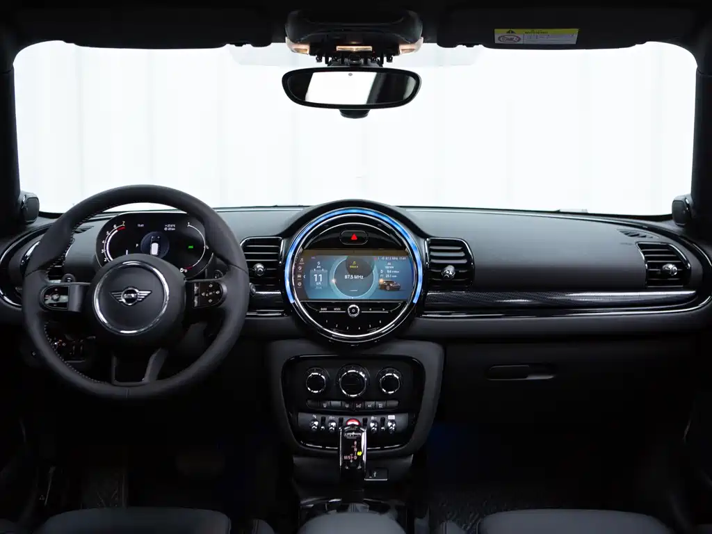 MINI CLUBMAN 2.0 T COOPER S Connoisseur