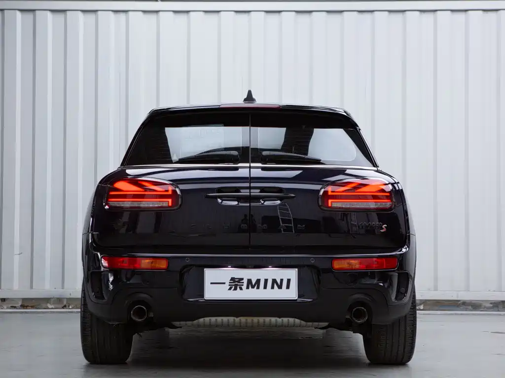 MINI CLUBMAN 2.0 T COOPER S Connoisseur