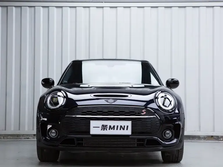 MINI CLUBMAN 2.0 T COOPER S Connoisseur