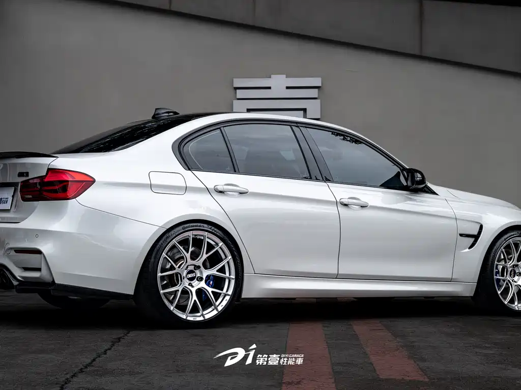 BMW M3 M3 4-door Sedan