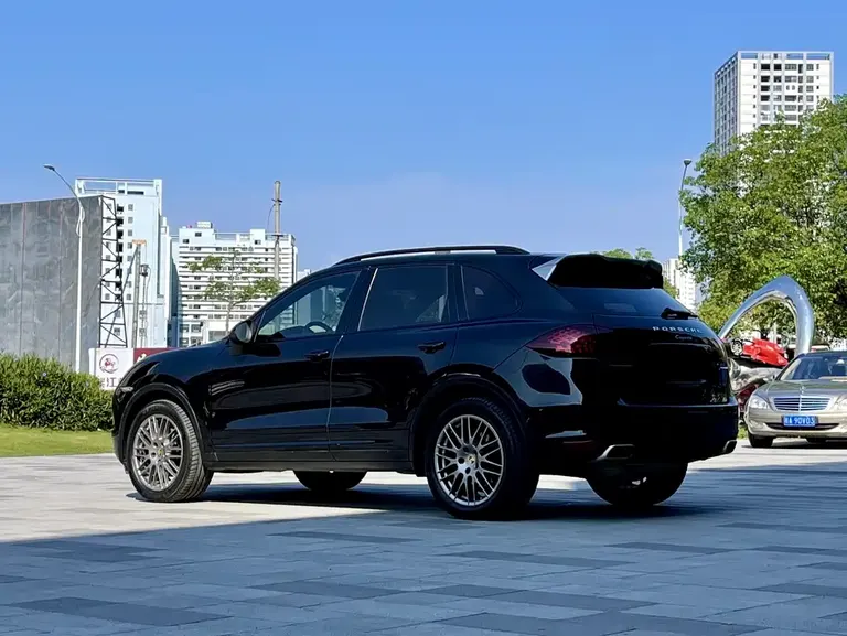 Porsche Cayenne Cayenne Platinum Edition 3.0 T