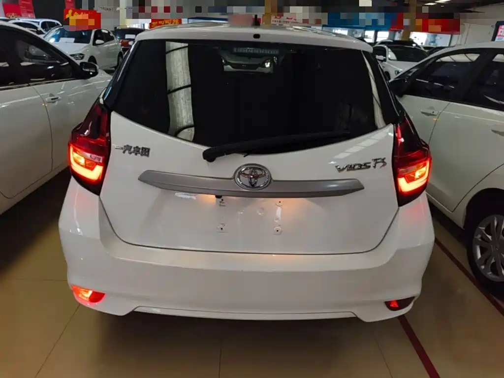 Vios FS 1.5 L CVT Sharp Speed