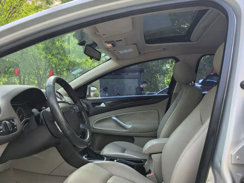 Mondeo 2.0 L GTDi200 Fashion