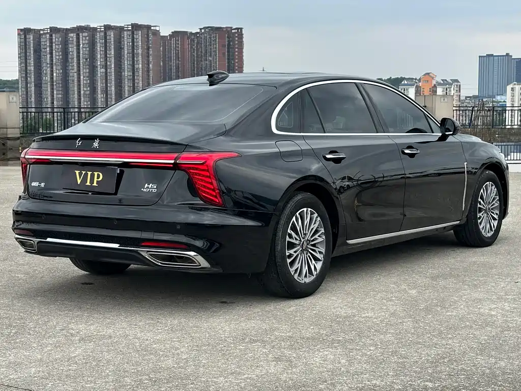 Hongqi H5 2.0 T Auto Connected Flagship Enjoyment