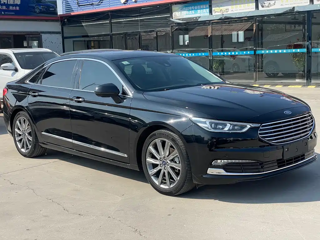 Taurus EcoBoost 245 Premium