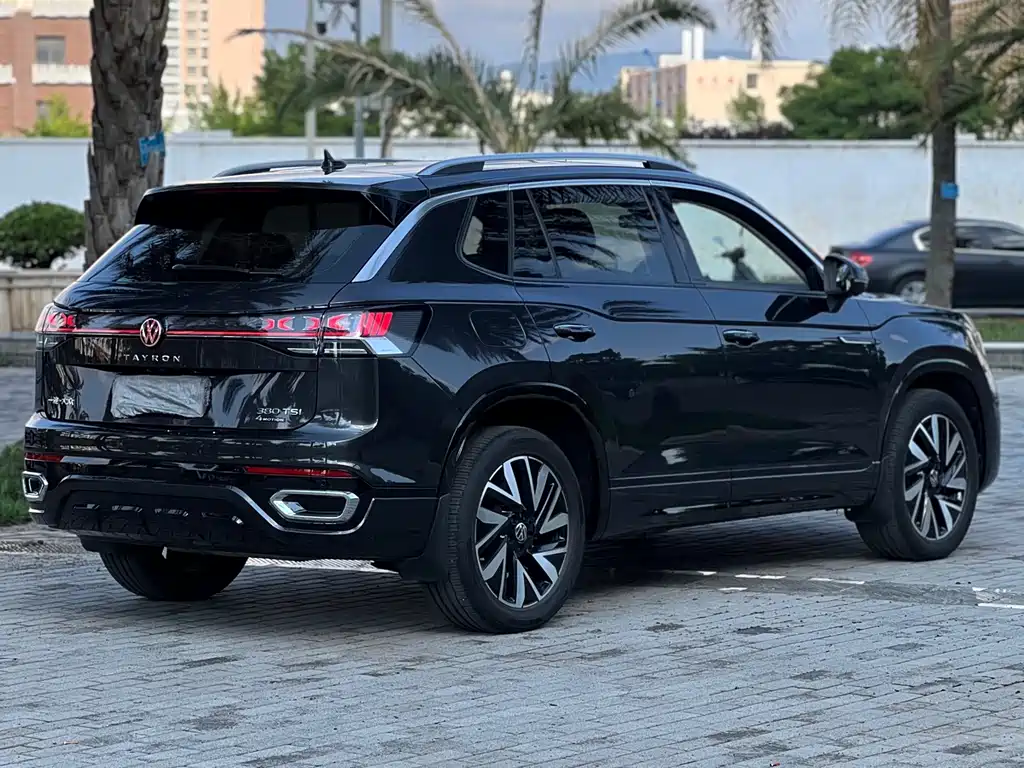 Tayron 380 TSI 4 WD R-Line High Energy