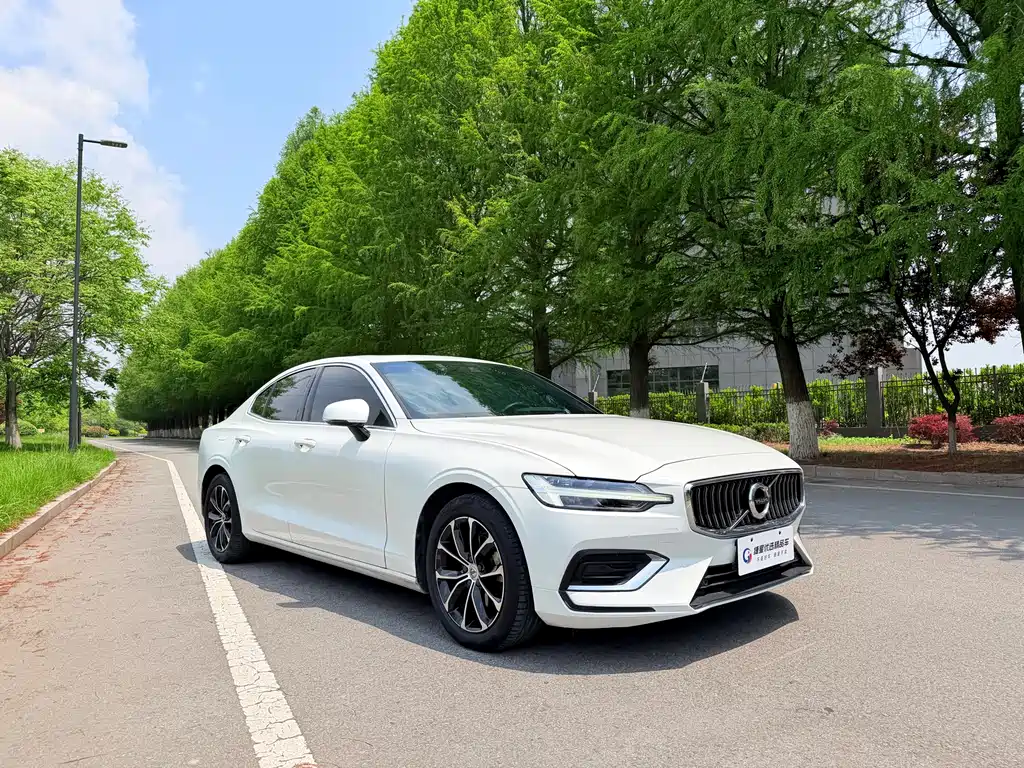 Volvo S60 T4 Smart Ease Luxury