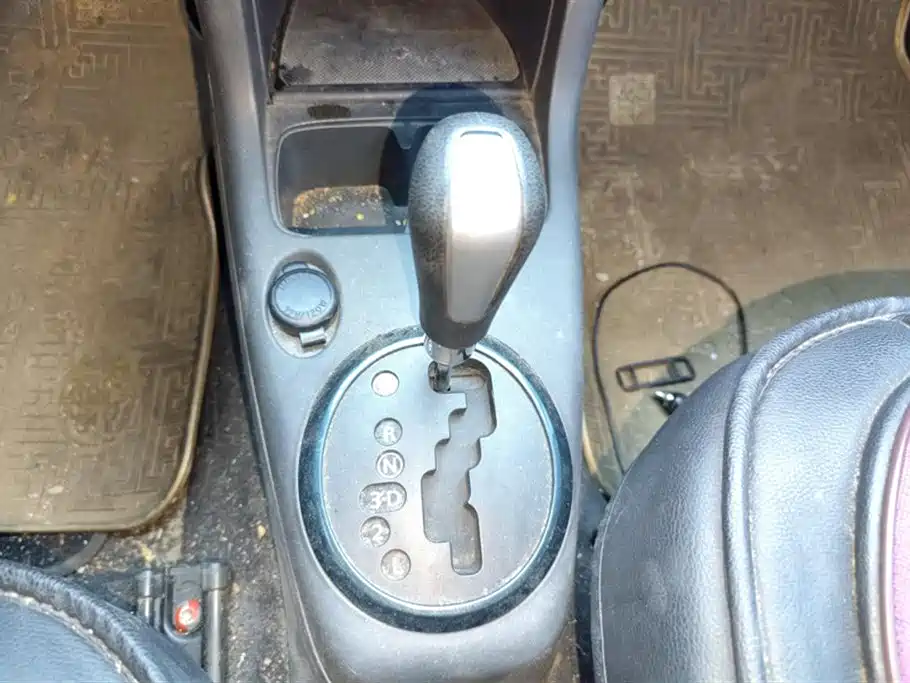 Swift 1.5 L Auto Fashion Cool Play